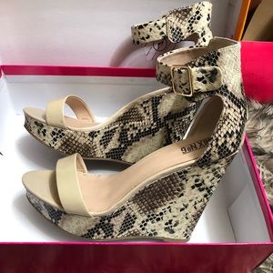 Snake Skin Wedges - size 11